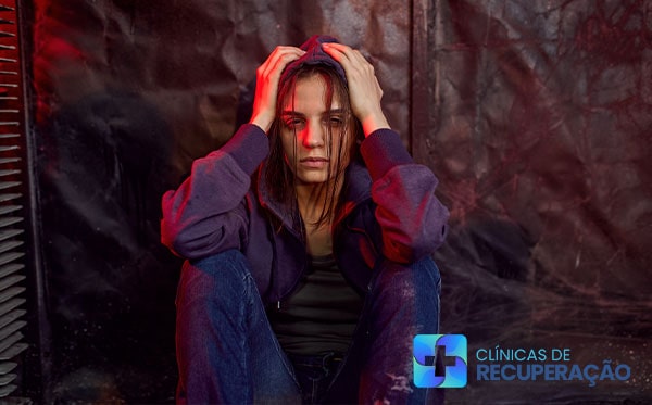 Clinica de Reabilitação Feminina Porto Real - RJ Usuária Drogas 
