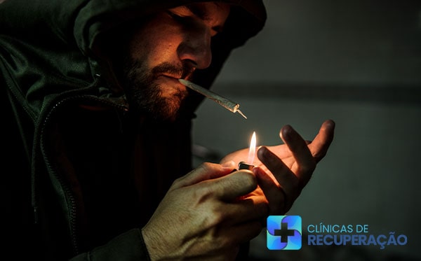 Usuário de Droga de Santa Maria Madalena - RJ - Internação e Tratamento em Clínica de Reabilitação Usuário de Droga de Santa Maria Madalena - RJ - Internação e Tratamento em Clínica de Reabilitação